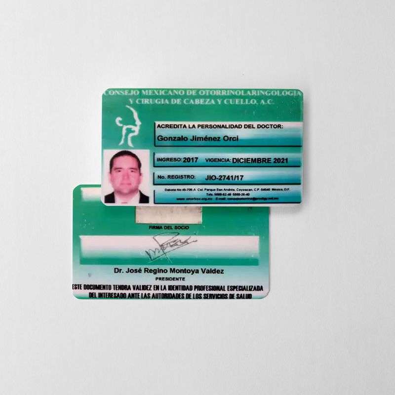 Credencial de acreditacion al Dr. Gonzalo Jiménez Orci